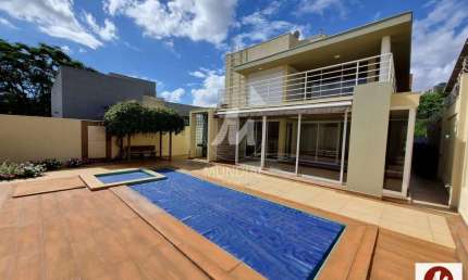 Casa (sobrado em condominio) 3 dormitórios/suite, cozinha planejada, portaria 24 horas, em condomínio fechado
