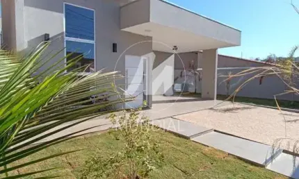 Casa (térrea na rua) 3 dormitórios/suite, cozinha planejada