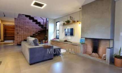 Casa (sobrado em condominio) 3 dormitórios/suite, cozinha planejada, portaria 24hs, em condomínio fechado