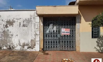 Casa (térrea na rua) 3 dormitórios/suite, cozinha planejada
