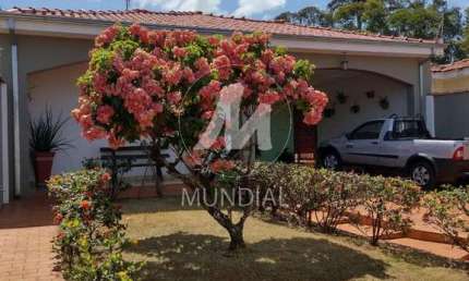 Casa (térrea na rua) 3 dormitórios/suite, cozinha planejada