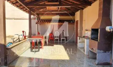 Casa (térrea na rua) 3 dormitórios/suite, cozinha planejada