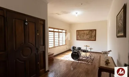 Casa (térrea na rua) 3 dormitórios/suite, cozinha planejada