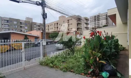 Casa (térrea na rua) 3 dormitórios, cozinha planejada