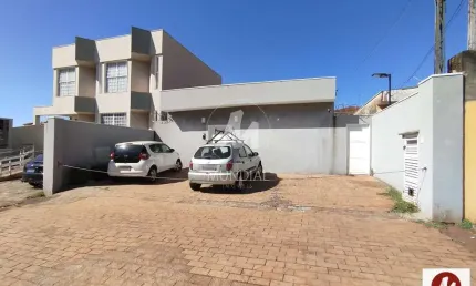 Casa (térrea na rua) 3 dormitórios/suite, cozinha planejada