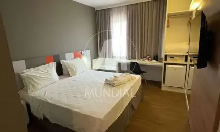 Apartamento (flat) 1 dormitórios/suite, cozinha planejada, portaria 24 horas, elevador, em condomínio fechado
