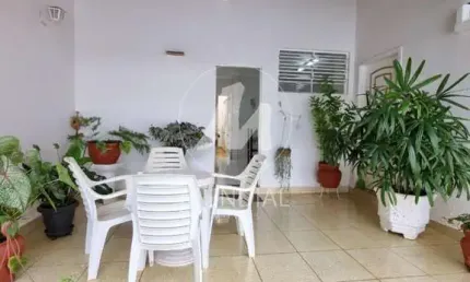 Casa (térrea na rua) 3 dormitórios/suite, cozinha planejada