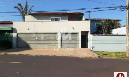 Casa (sobrado na  rua) 3 dormitórios/suite, cozinha planejada