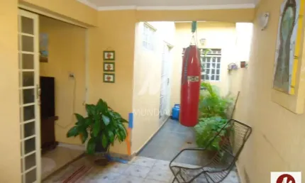 Casa (térrea na rua) 2 dormitórios, cozinha planejada