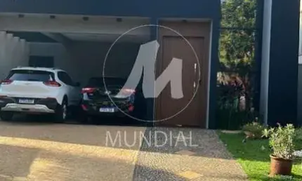Casa (térrea em condominio) 2 dormitórios/suite, cozinha planejada, portaria 24 horas, em condomínio fechado