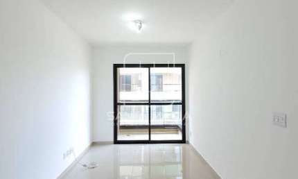 Apartamento (tipo - padrao) 1 dormitórios, cozinha planejada, portaria 24 horas, elevador, em condomínio fechado