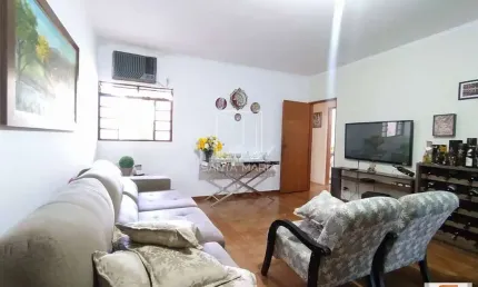 Casa com 3 quartos à venda na Rua Professor Garibaldi Biasoli 133 (59043sv), Jardim São José, Ribeirão Preto