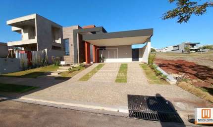 Casa (térrea em condominio) 3 dormitórios/suite, cozinha planejada, portaria 24hs, lazer, espaço gourmet, salão de festa, salão de jogos, em condomínio fechado
