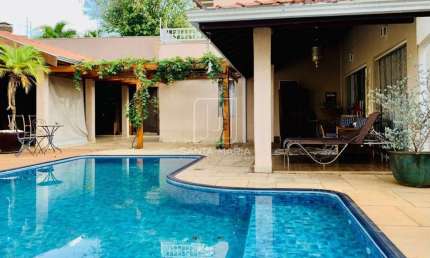 Casa (sobrado em condominio) 4 dormitórios/suite, cozinha planejada, portaria 24hs, lazer, em condomínio fechado