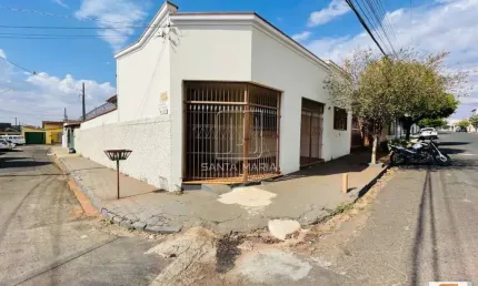 Casa (térrea na rua) 3 dormitórios, cozinha planejada