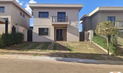Casa (sobrado em condominio) 3 dormitórios/suite, cozinha planejada, portaria 24hs, lazer, salão de festa, em condomínio fechado
