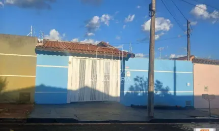 Casa (térrea na rua) 2 dormitórios, cozinha planejada