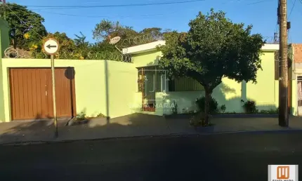 Casa (térrea na rua) 2 dormitórios, cozinha planejada