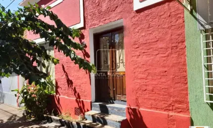 Casa (térrea na rua) 3 dormitórios, cozinha planejada