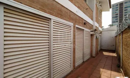 Casa (térrea na rua) 4 dormitórios/suite, cozinha planejada