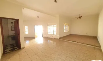 Casa comercial à venda na Rua Hermenegildo D´andrea 50 (52415sv), Parque Residencial Cidade Universitária, Ribeirão Preto