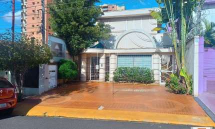 Casa (térrea na rua) 3 dormitórios, cozinha planejada
