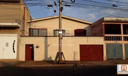 Casa (térrea na rua) 3 dormitórios, cozinha planejada