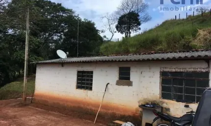 Chácara / sítio à venda no Centro, Igaratá  por R$ 550.000