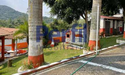 Chácara / sítio com 2 quartos à venda no Baruel, Suzano  por R$ 2.000.000