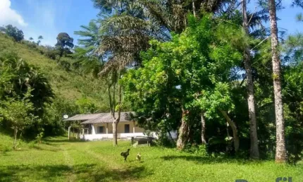 Chácara / sítio à venda no Iporanga, Juquiá  por R$ 400.000