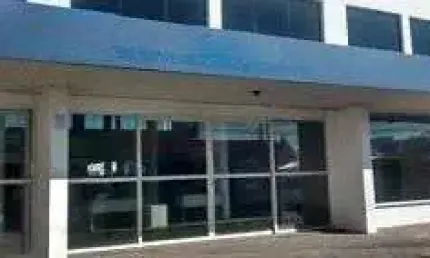 Sala comercial para alugar na Vila Costa, Suzano  por R$ 150.000