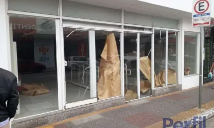 Sala comercial para alugar no Centro, Suzano  por R$ 30.000