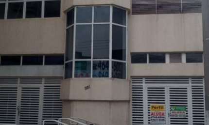 Sala comercial para alugar na Avenida Antônio Massa, 361, Centro, Poá por R$ 35.000