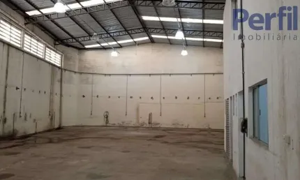 Sala comercial para alugar na Vila Mifune, Suzano  por R$ 10.000