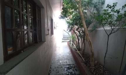 Casa comercial para alugar no Parque Suzano, Suzano  por R$ 5.010