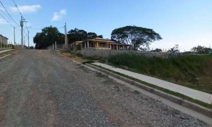 Chácara / sítio com 4 quartos à venda no Centro, Guararema  por R$ 1.200.000