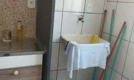 Apartamento com 2 quartos para alugar no Jardim Graziela, Suzano  por R$ 1.200
