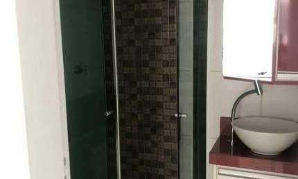 Apartamento com 2 quartos para alugar na Vila Urupês, Suzano  por R$ 1.310