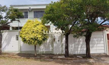 Casa para Venda - 259m², 4 dormitórios, sendo 1 suites, 4 vagas - Coronel Aparício Borges
