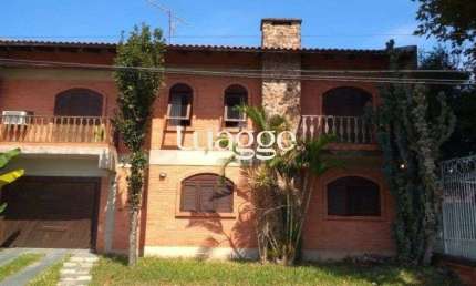 Casa para Venda - 326m², 3 dormitórios, sendo 2 suites, 4 vagas - Parque dos Maias