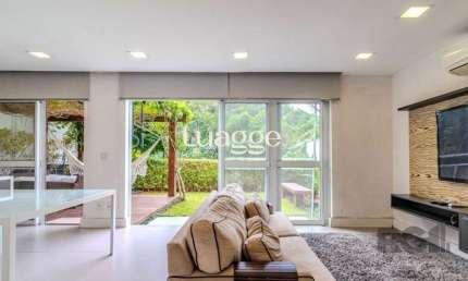 Casa em Condomínio com 04 Quartos - 4 vagas, 200,36 m² de área privativa - LOMBA DO PINHEIRO