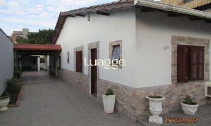 Casa para Venda - 154.78m², 3 dormitórios, sendo 1 suites, 3 vagas - Camaquã