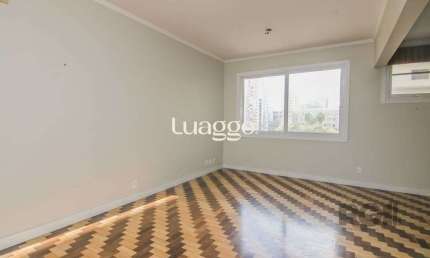 Apartamento 145m² - 3 dormitórios sendo 1 suíte e 2 vagas no Centro Histórico/Porto Alegre