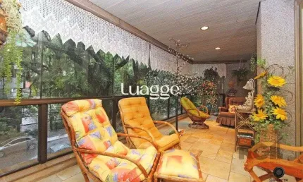 Excelente apartamento de 315m² com 3 dormitórios e 2 vagas.