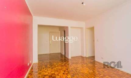 Excelente apartamento de 98m² com 3 dormitórios no bairro Menino Deus.