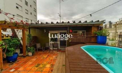 Cobertura 125m² - 3 dormitórios, 2 vagas no bairro Petrópolis