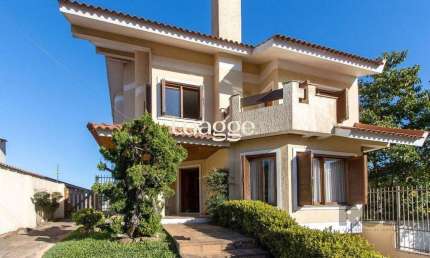 Casa para Venda - 450m², 4 dormitórios, sendo 4 suites, 5 vagas - Vila Assunção