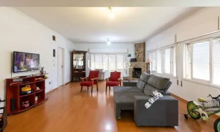 Casa com 4 quartos à venda na Rua Coronel Neves, 736, Medianeira, Porto Alegre