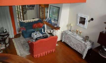 Casa para Venda - 290m², 3 dormitórios, sendo 1 suites, 3 vagas - Nonoai