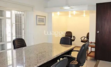 Predio para Venda - 236m², 0 dormitórios, 4 vagas - Menino Deus